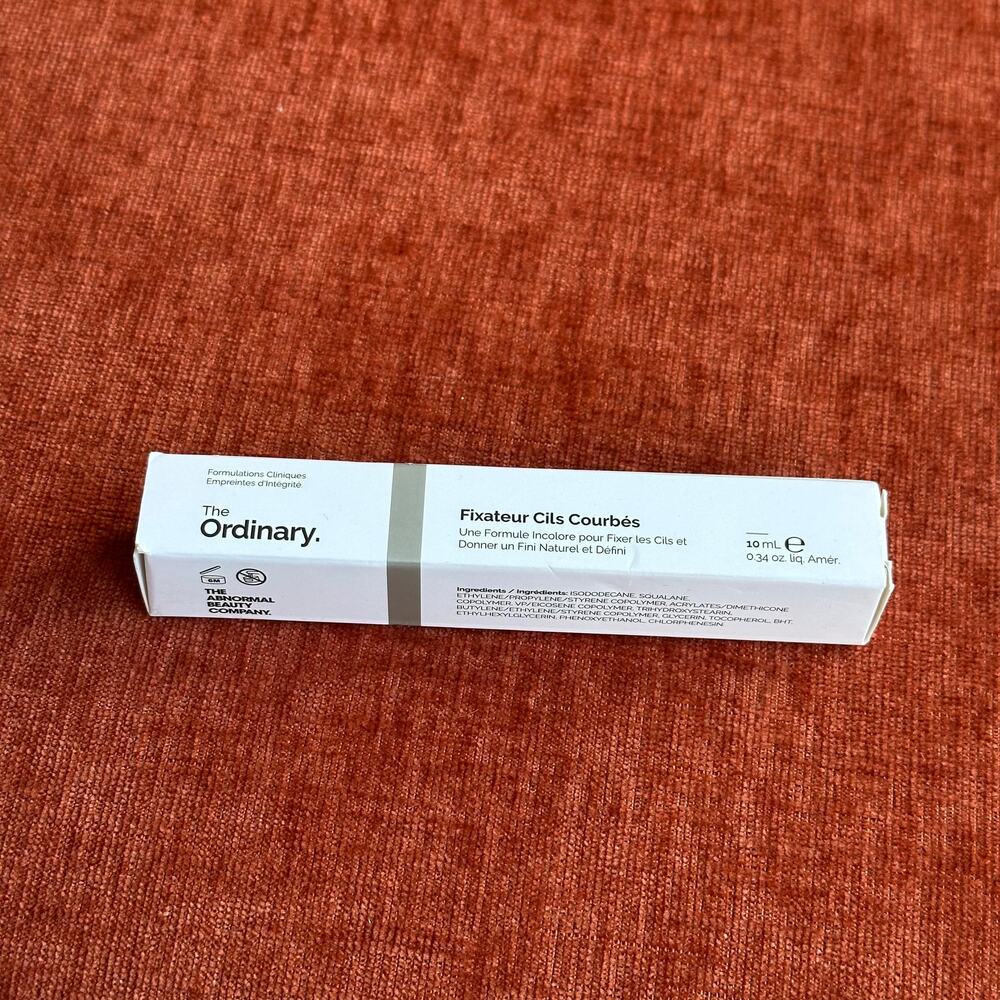 The Ordinary Lash Curl Finisher - Picture 3 of 6
